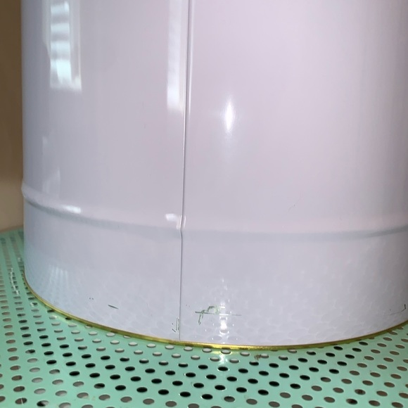 FEED ME XL Fringe Pet Food Storage Tin With Lid - Picture 4 of 15